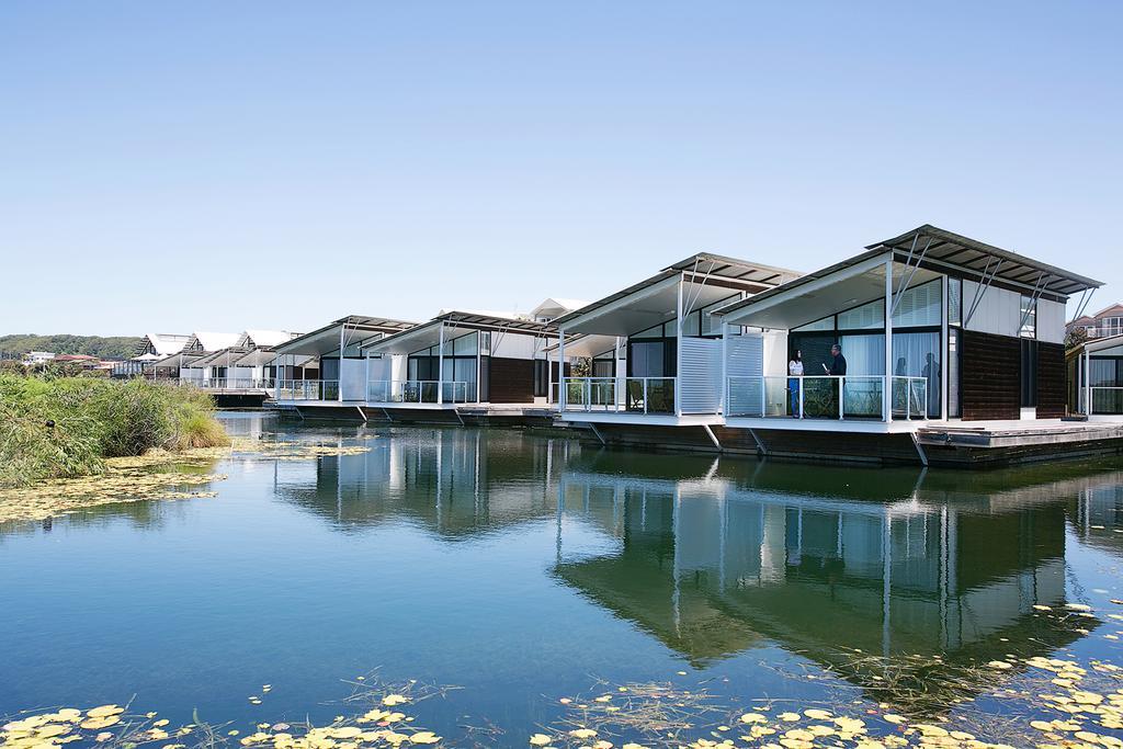 Caves Coastal Bar & Bungalows Caves Beach Exterior photo