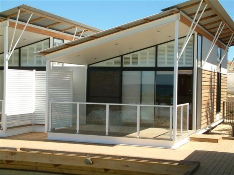 Caves Coastal Bar & Bungalows Caves Beach Exterior photo